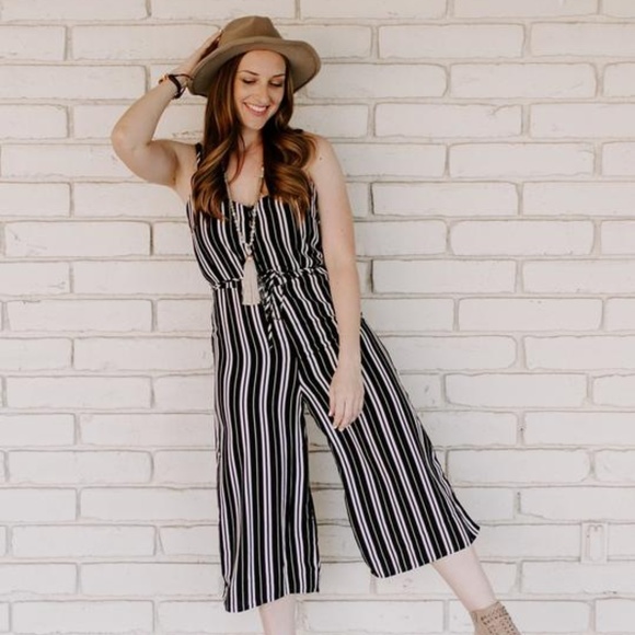 LAST 1! Black & White Striped Jumpsuit - Picture 4 of 8
